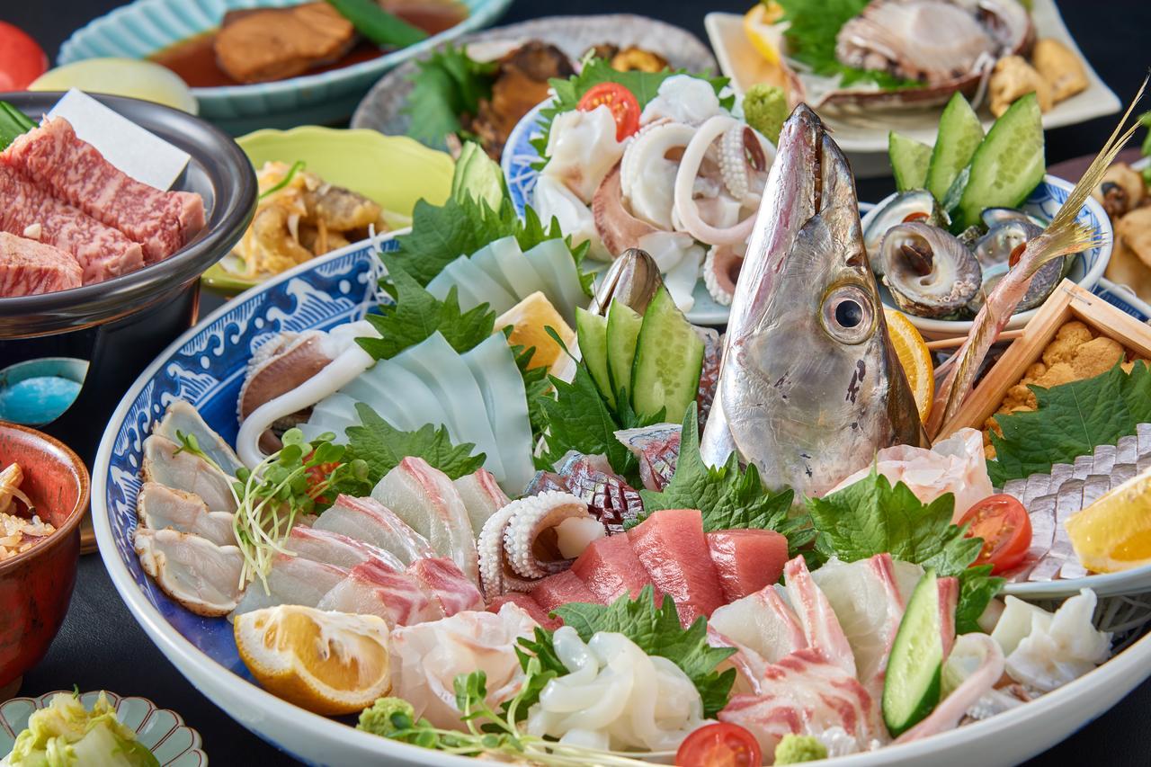 Sazareishi Takashima Hotel Нобеока Екстериор снимка