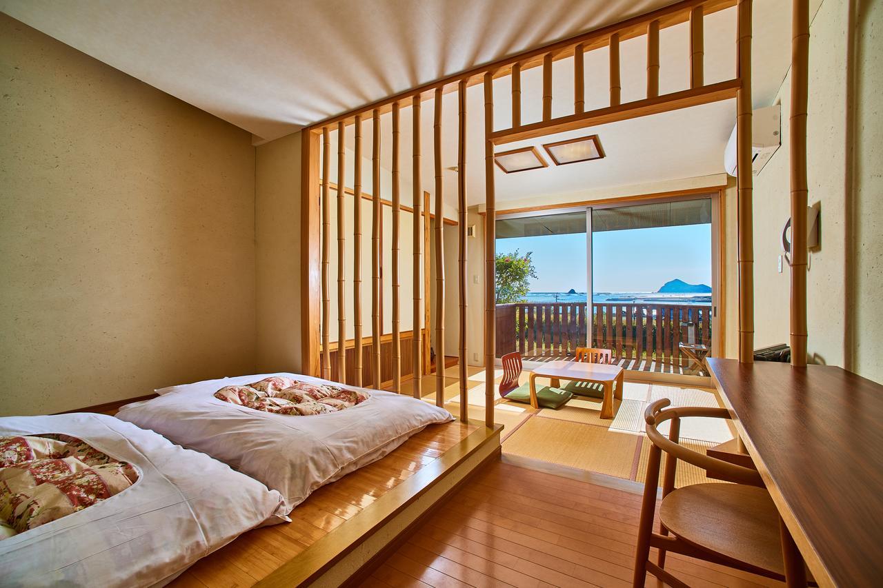 Sazareishi Takashima Hotel Нобеока Екстериор снимка